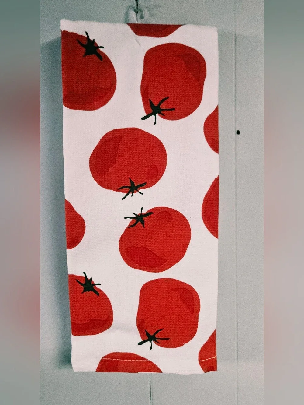 Sur la table Tomato Print Kitchen Towels, Set of 2, NEW